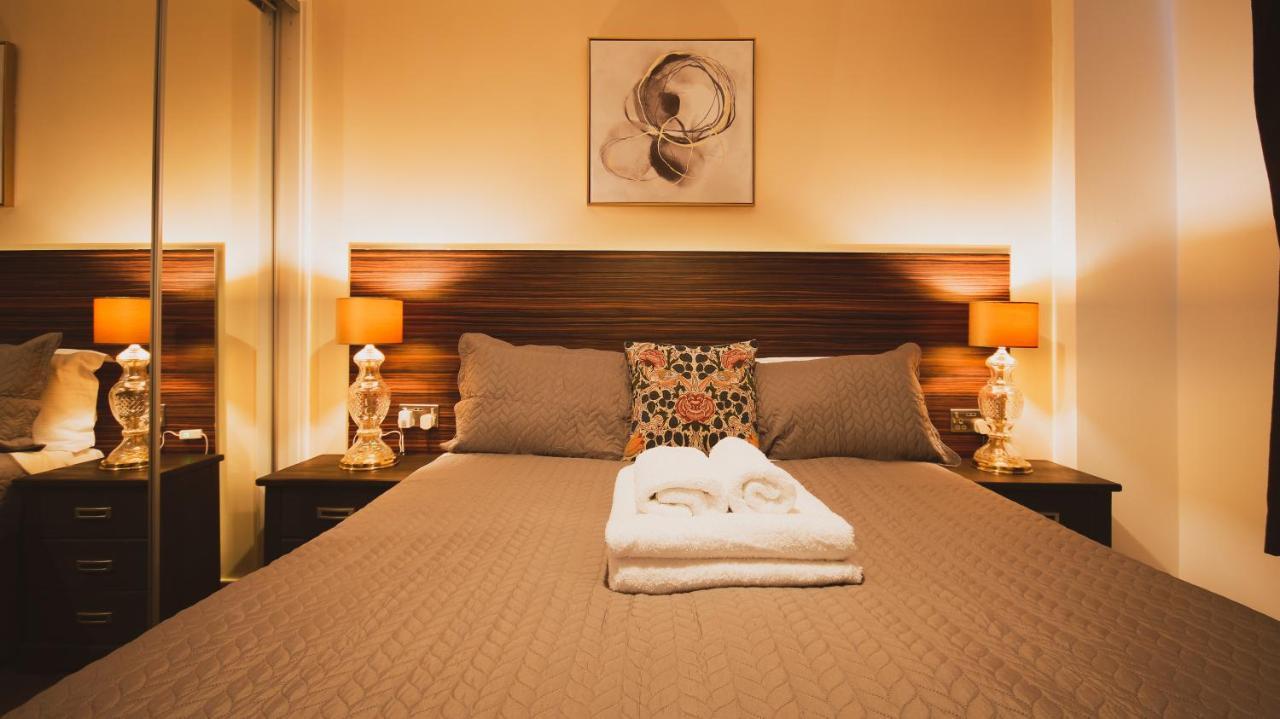Appartement High Street - 2bd - King Beds - Parking - Wise