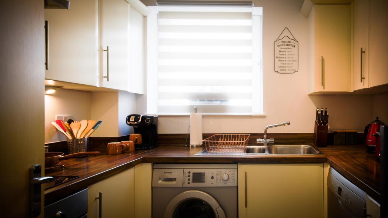 Appartement High Street - 2bd - King Beds - Parking - Wise