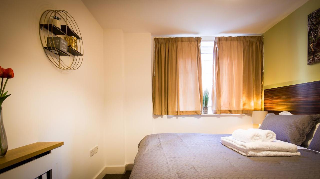 Appartement High Street - 2bd - King Beds - Parking - Wise Southampton