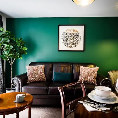 High Street - 2Bd Apt - King Beds - Parking - Wise Stays Southampton Exterior photo