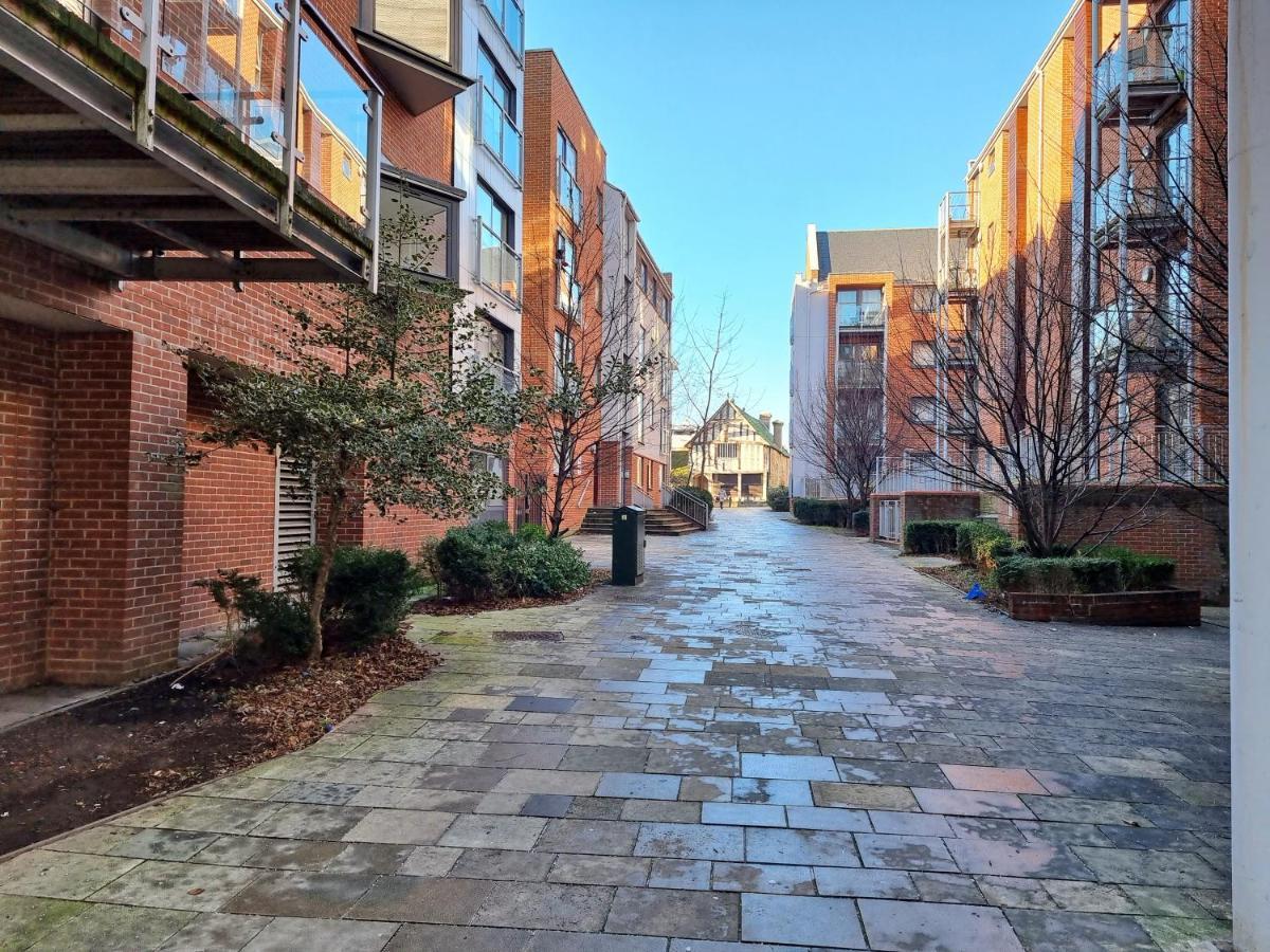 High Street - 2bd - King Beds - Parking - Wise * Southampton